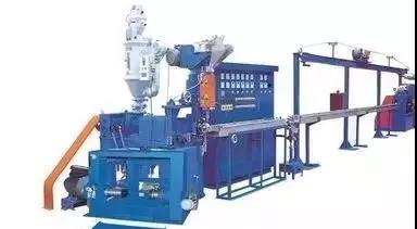 2-20061PZ35B56.jpg